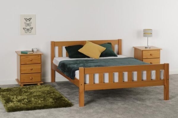 Sol 3 Drawer Bedside Chest in Antique Pine - Image 9