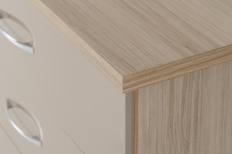 Nevada 3 Drawer Chest in Oyster GlossLight Oak Effect Veneer - Image 4