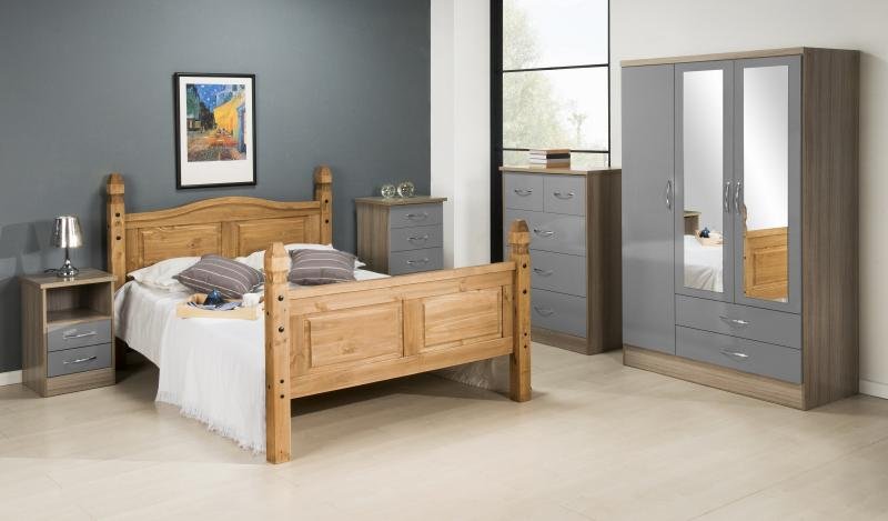 Nevada 3 Door 2 Drawer Mirrored Wardrobe in Grey GlossLight Oak Effect Veneer - Image 3