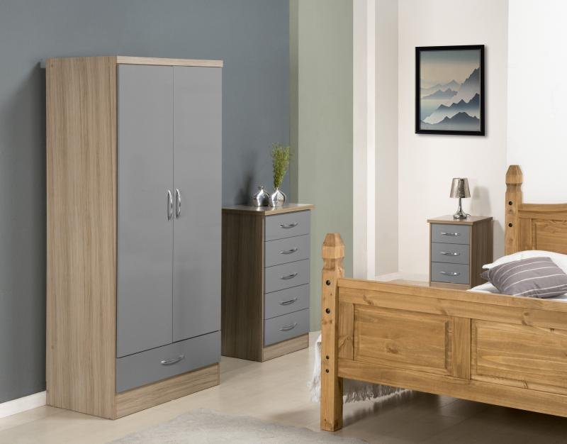 Nevada 4 Door 2 Drawer Mirrored Wardrobe in Grey GlossLight Oak Effect Veneer - Image 10