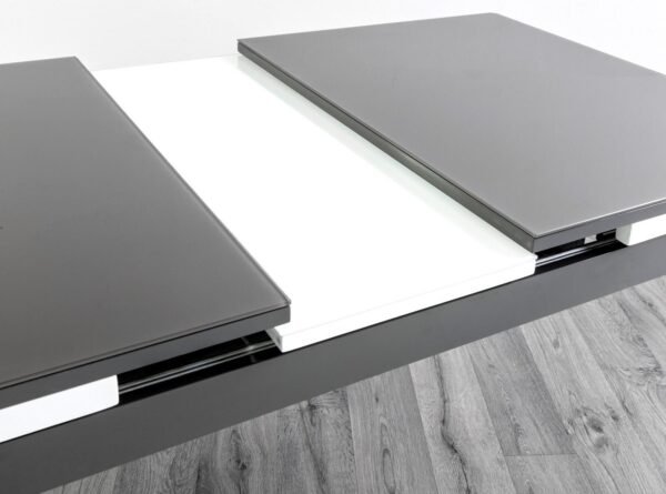 Husty Extendable Table - Image 2