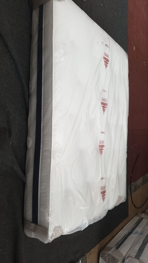 2000 Pocket Sprung Mattress - Image 4