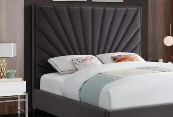Peacock Bedframe - Image 2